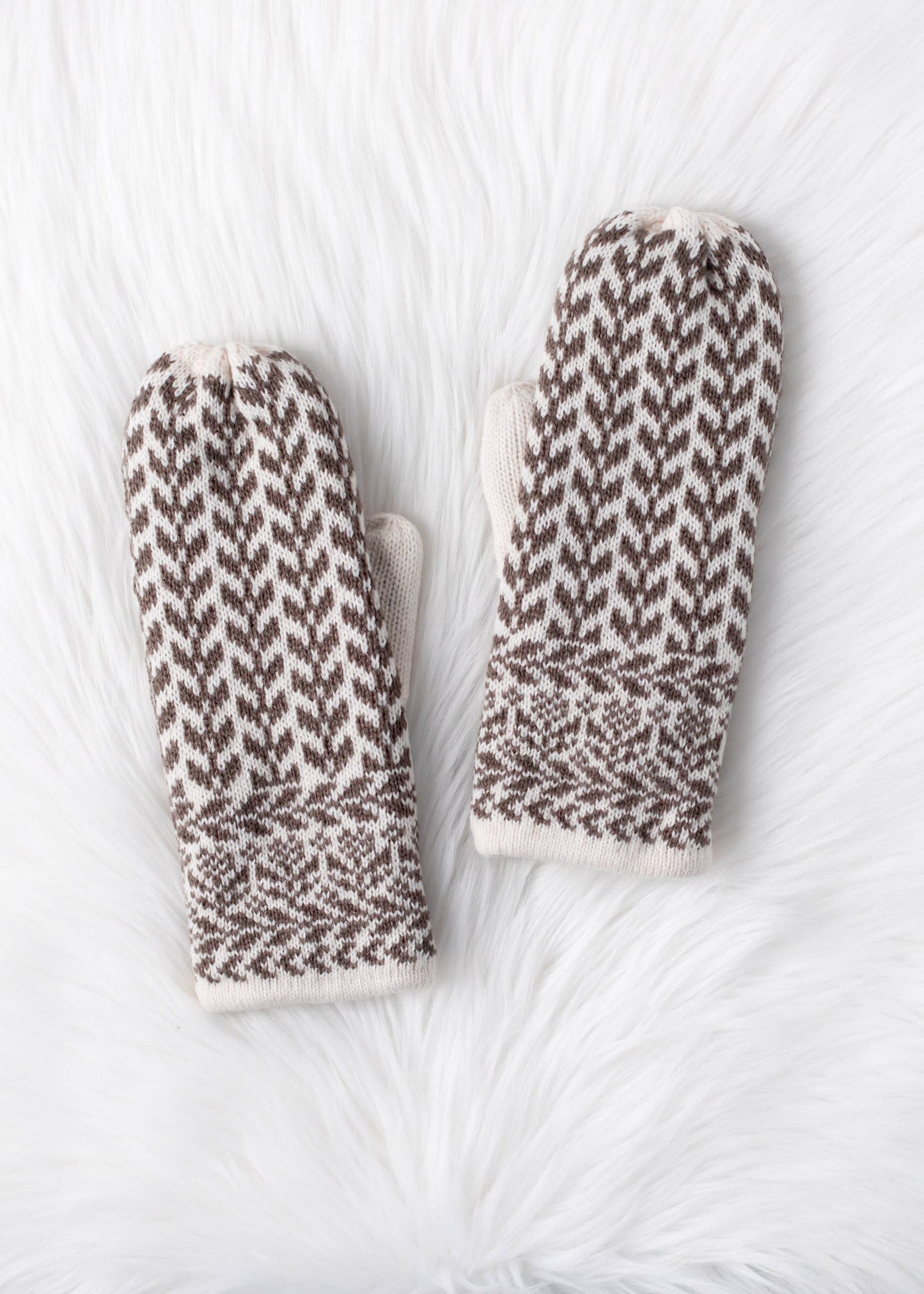 Beige & Taupe Patterned Mittens