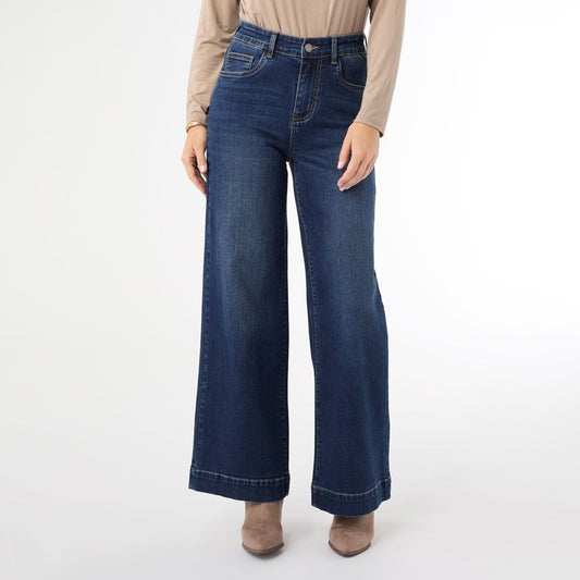 EverStretch Wide Leg Jean