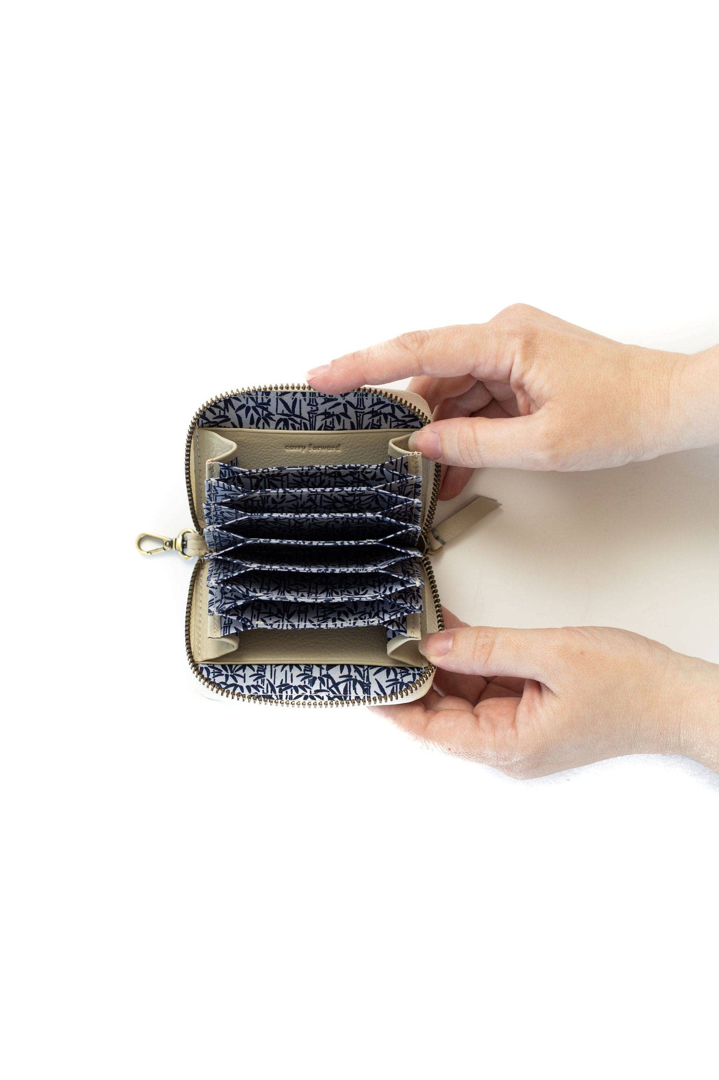 Morrison Accordion Card Holder
