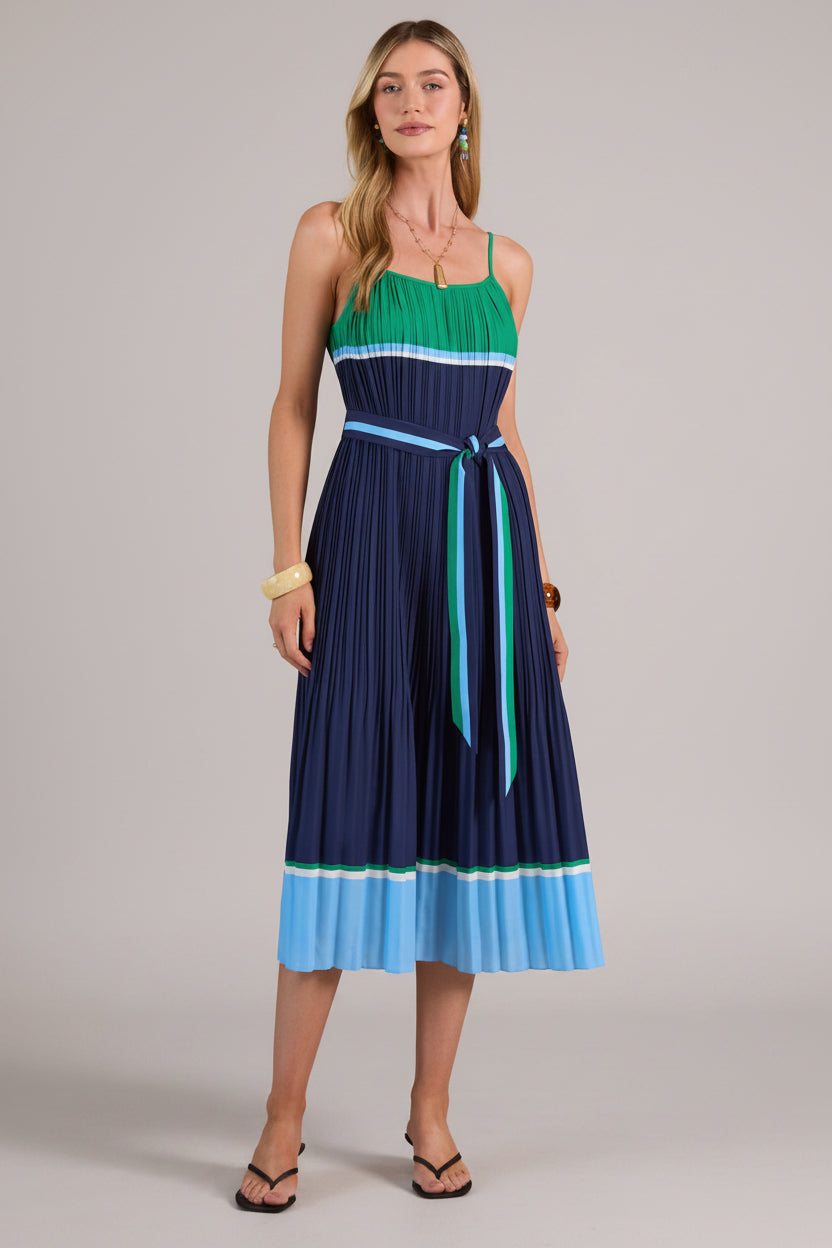 Color Block Pleated Dress