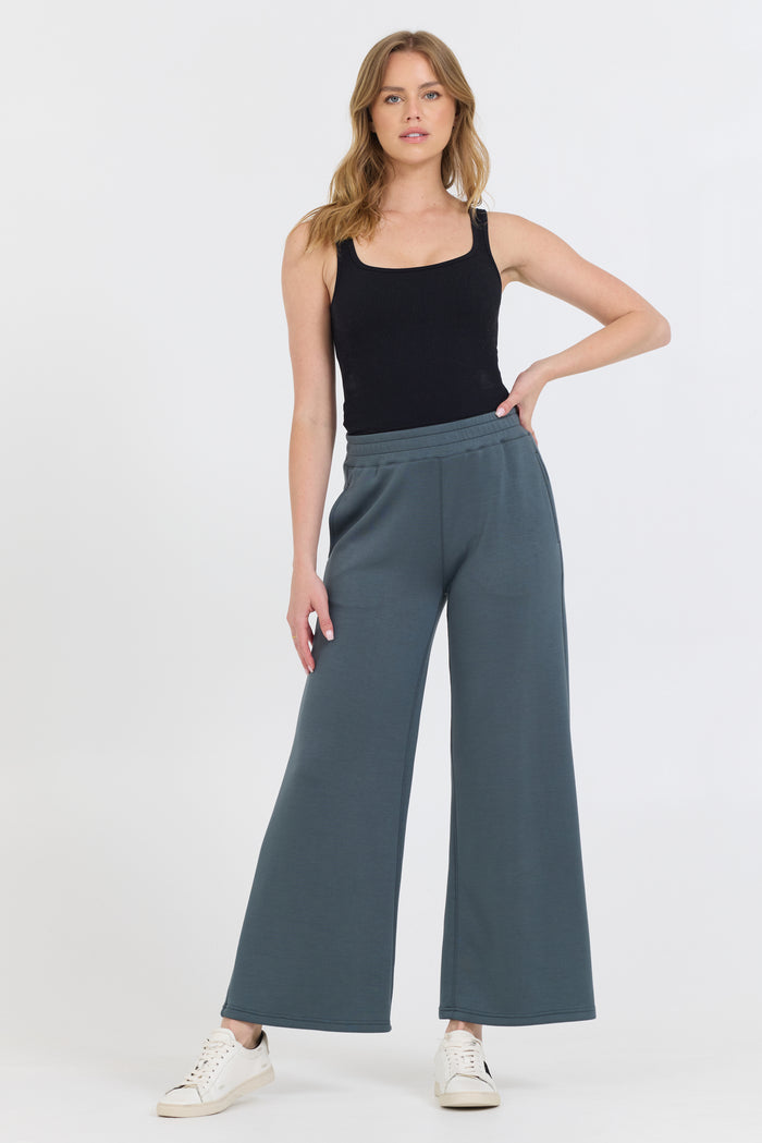 Mountain Flare Pant